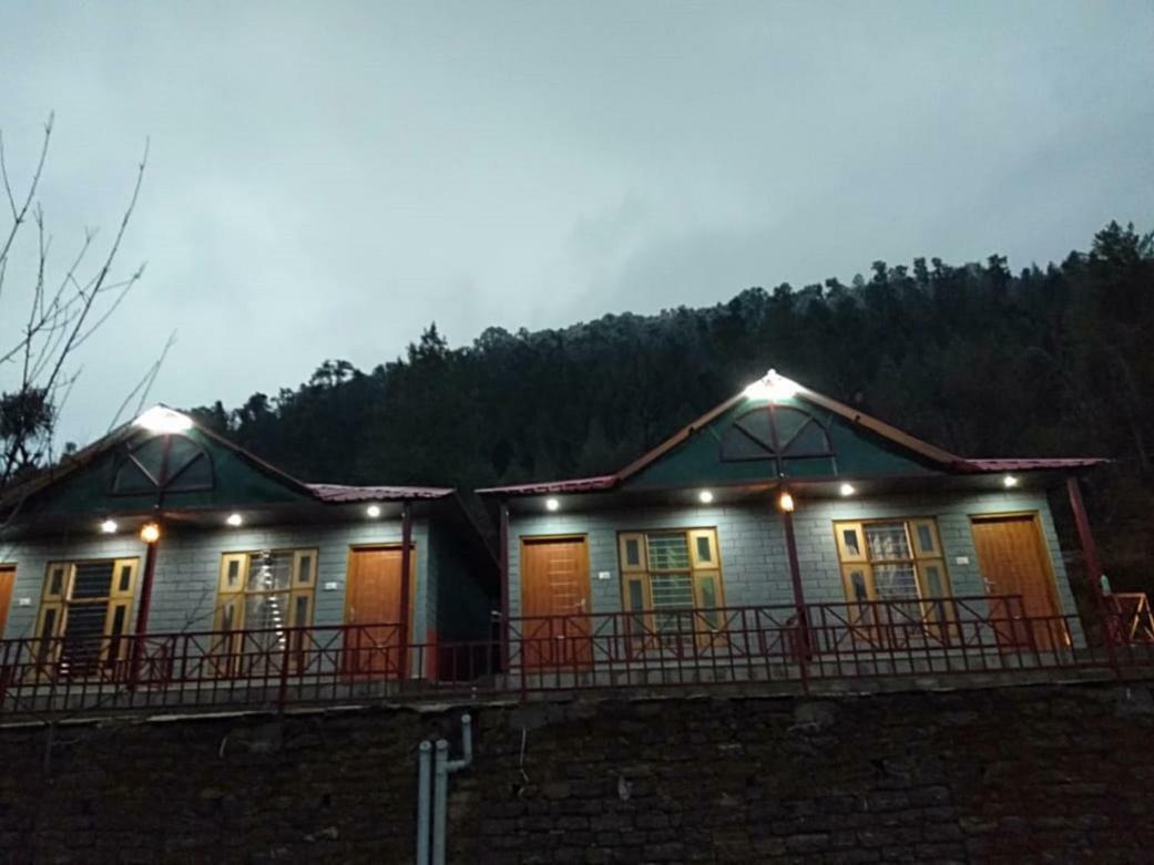 Nandan Kanan Auli Resort Joshimath Bagian luar foto